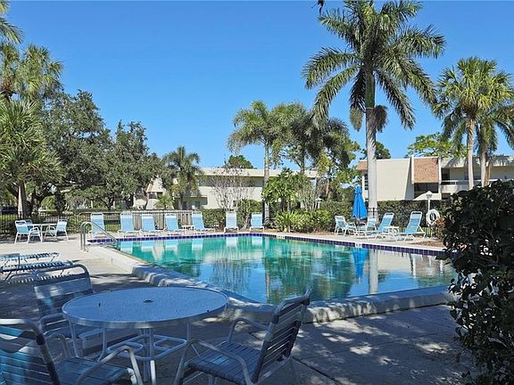 2nd image of 7092 W Country Club Dr N