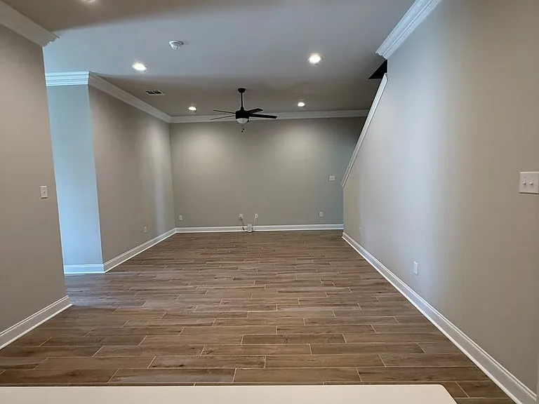 4609 Deep Creek Dr — Photo 11