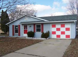 213 E Pennsylvania Ave, Kendallville, IN