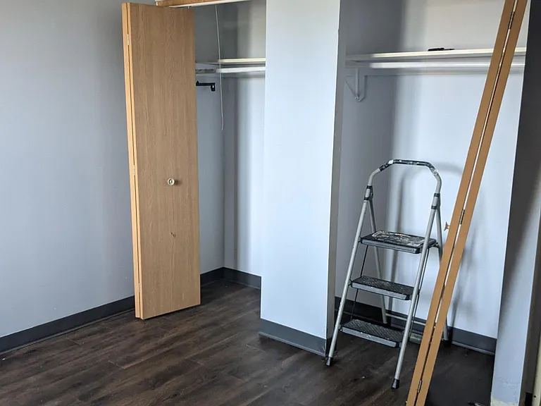 659 N Swift Rd #202 — Photo 5