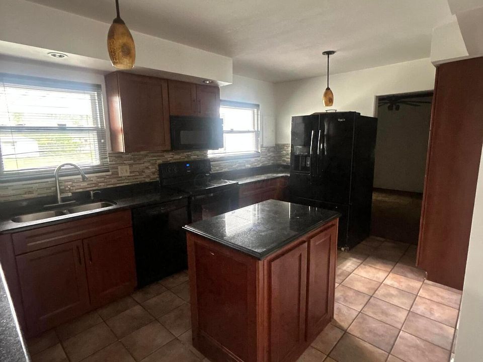 2nd image of 2997 Easthaven Ct S