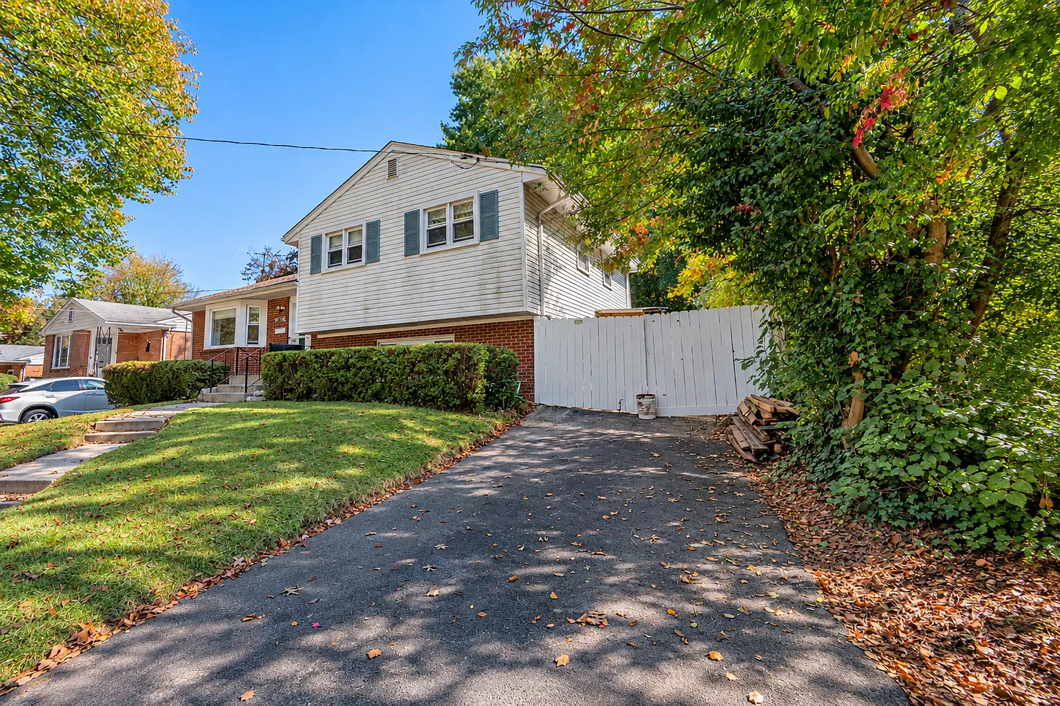 4 bed, 1218 sqft, $3,195 — Photo 3