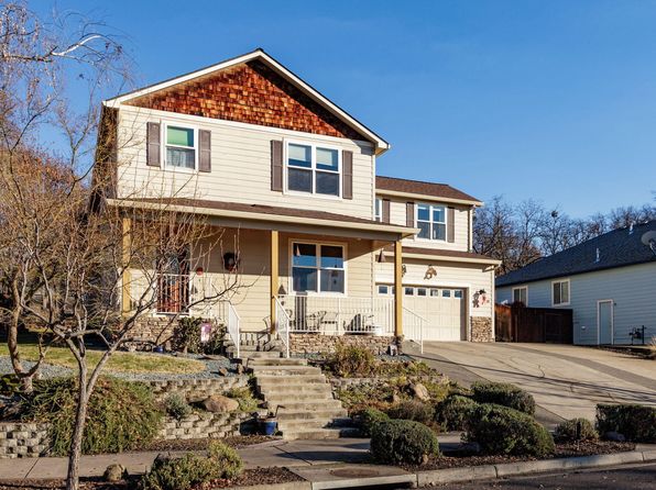 331 Patricia Ln, Eagle Pt, OR 97524
