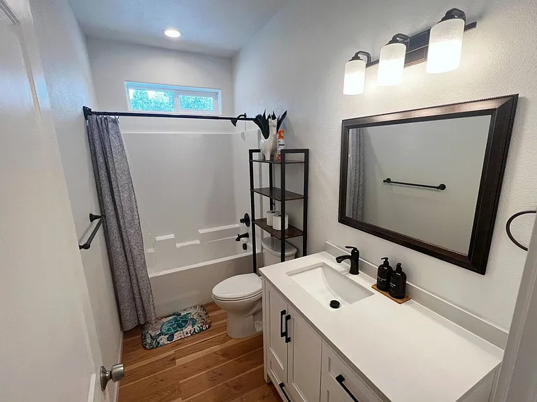 402 Mountain View Dr — Photo 13