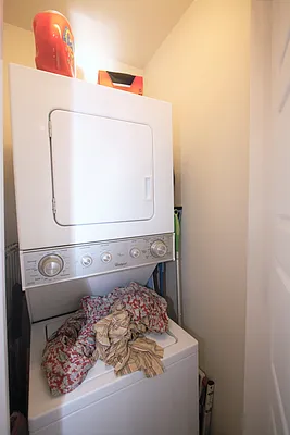 Rented by R New York | media 25