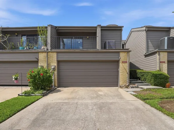 18024 Starboard Dr, Houston, TX 77058