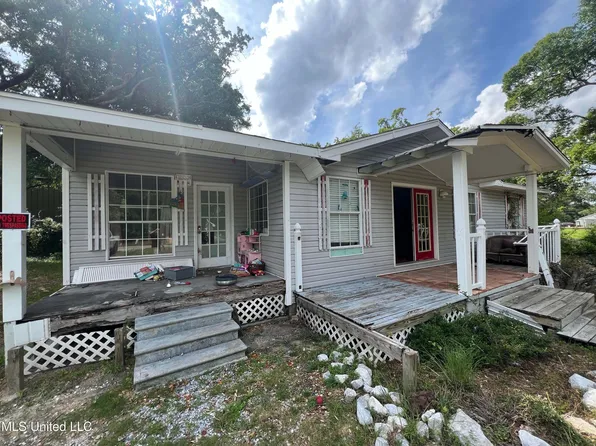 635 Oakleigh Ave, Gulfport, MS 39507