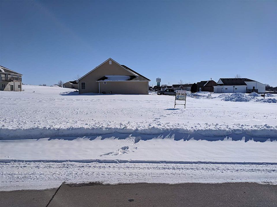 2nd image of 1568 Oak St