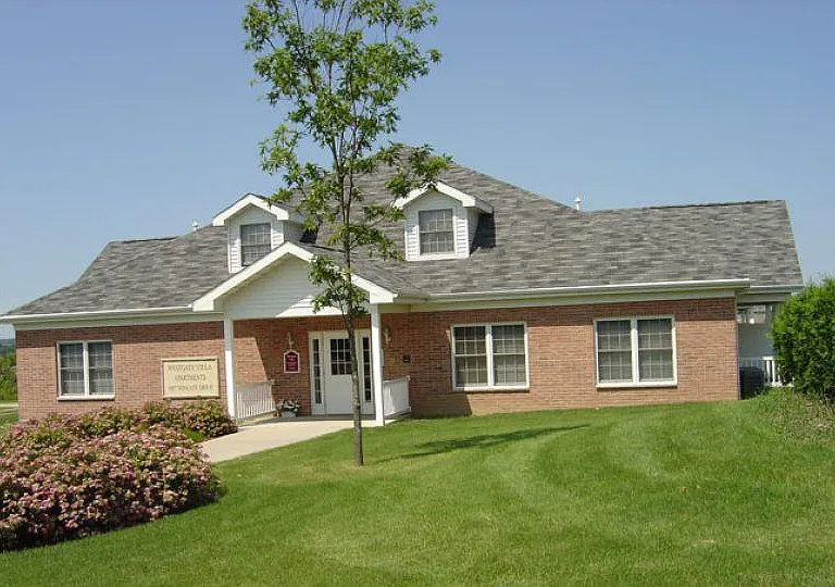 1607 Wingate Dr #6 — Photo 1