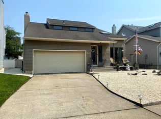 511 Delaware Ave, Point Pleasant Beach, NJ 08742