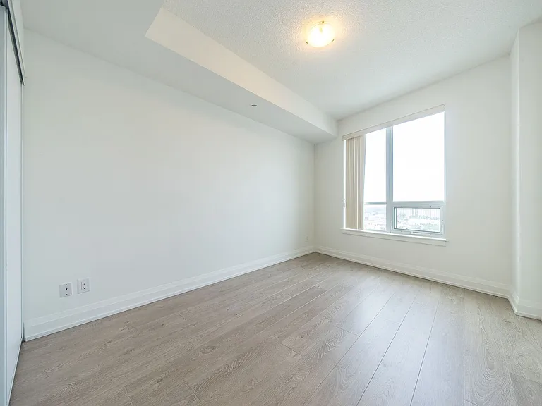 7161 Yonge St #1125 — Photo 8