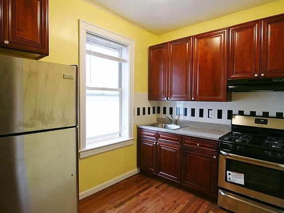 5th image of 28-26 44th St #1F