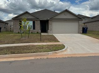 9712 Jackrabbit Rd, Yukon, OK 73099