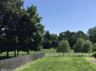 51 Northfield St #B, Greenwich, CT 06830