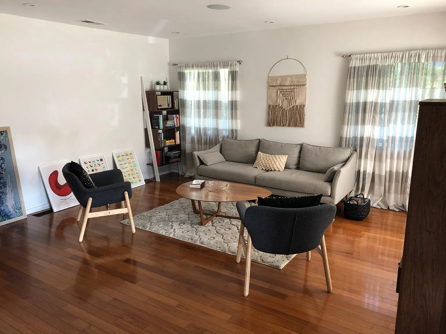 39 Victoria Ln — Photo 2