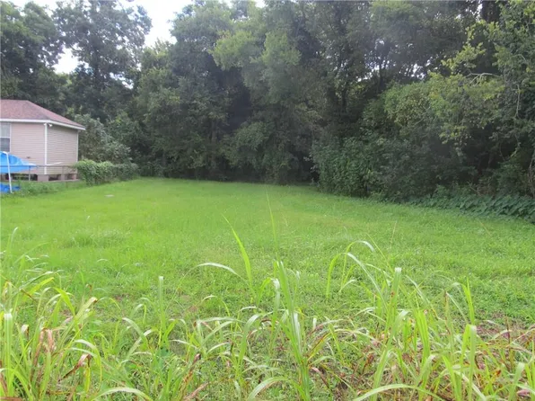 Adrian Dr, New Orleans, LA 70131