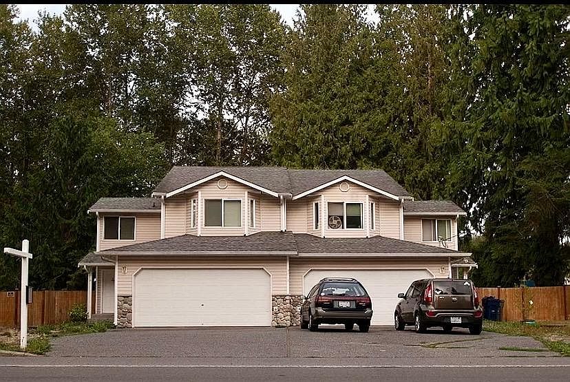 1st image of 3013 99th Ave NE