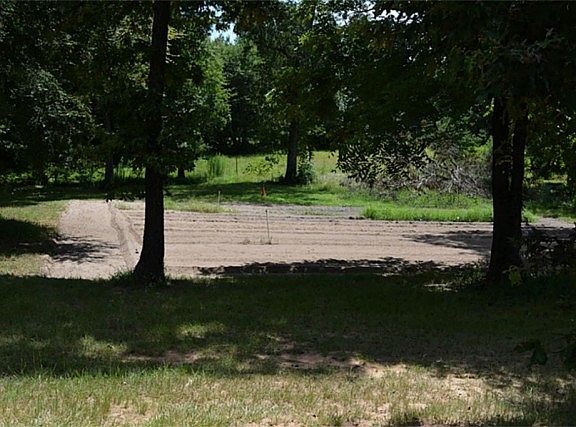 3rd image of 52 Dana Dr