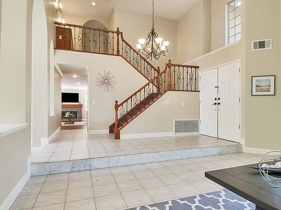 5th image of 13441 La Sierra Dr