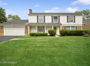 245 Lee Rd, Northbrook, IL 60062