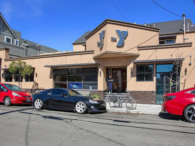 939 Solano Ave #8 — Photo 22