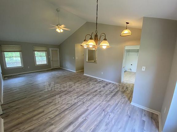 4th image of 10518 Bent Tree Dr