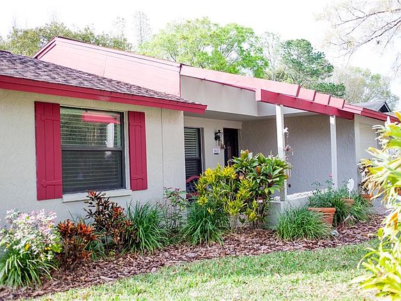 2nd image of 16122 Manorwood Cir