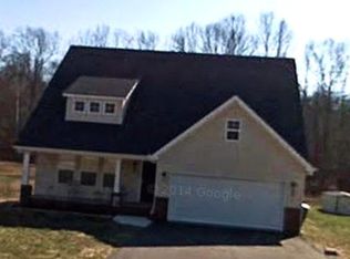 490 Shepherd Hills Rd, Cookeville, TN 38501