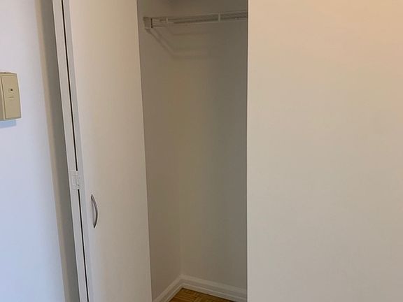 4th image of 888 Main St APT 1133