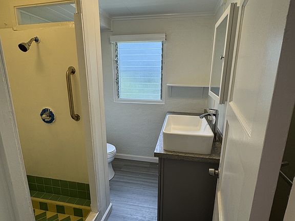 4th image of 258 Moomuku Pl APT A