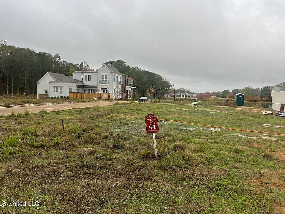 2nd image of Prytania St Lot 44
