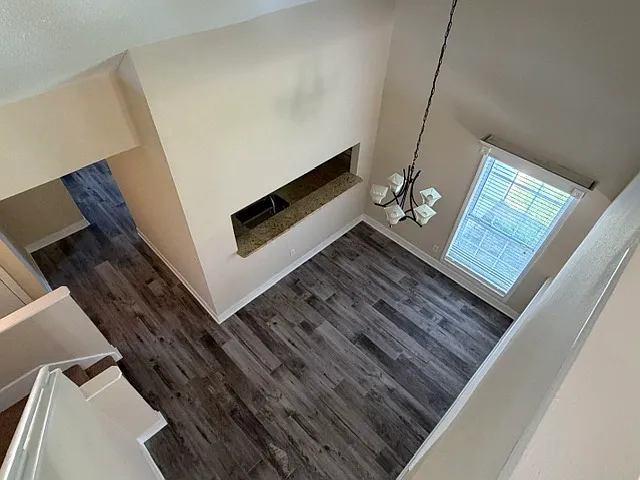 3 bed, 1346 sqft, $2,800 — Photo 2