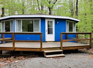 409 Forest Dr, Lords Valley, PA 18428