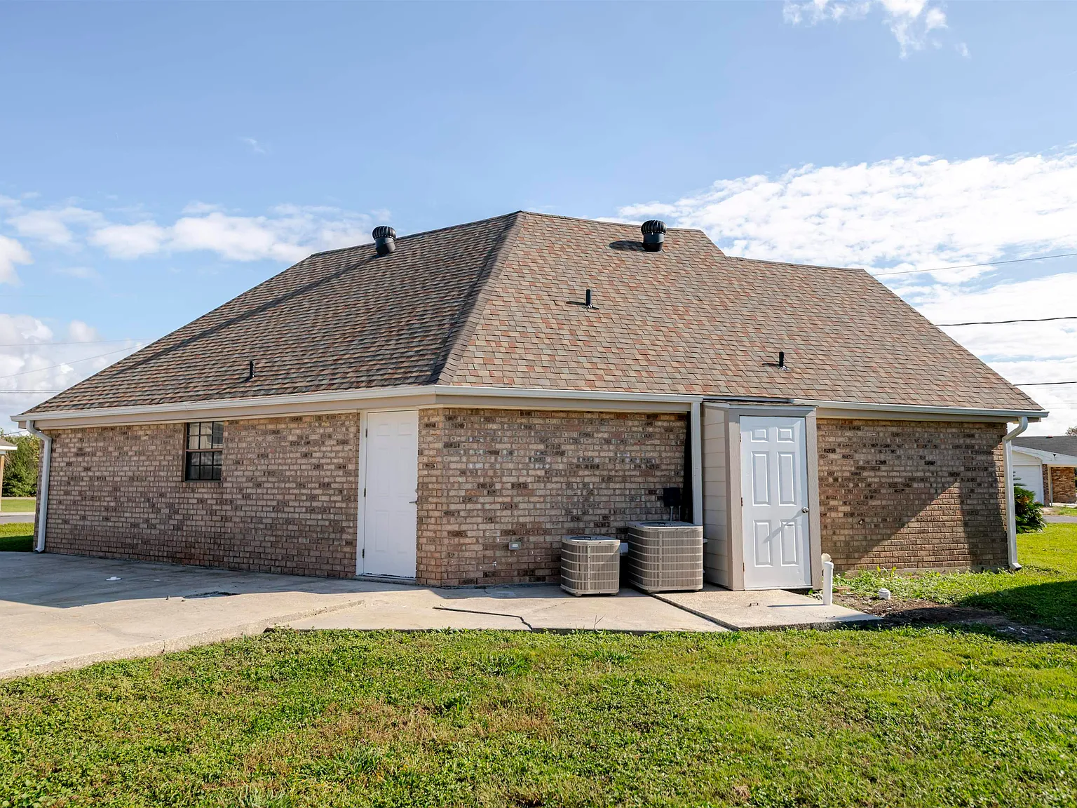 3 bed, 1781 sqft, $1,800 — Photo 4