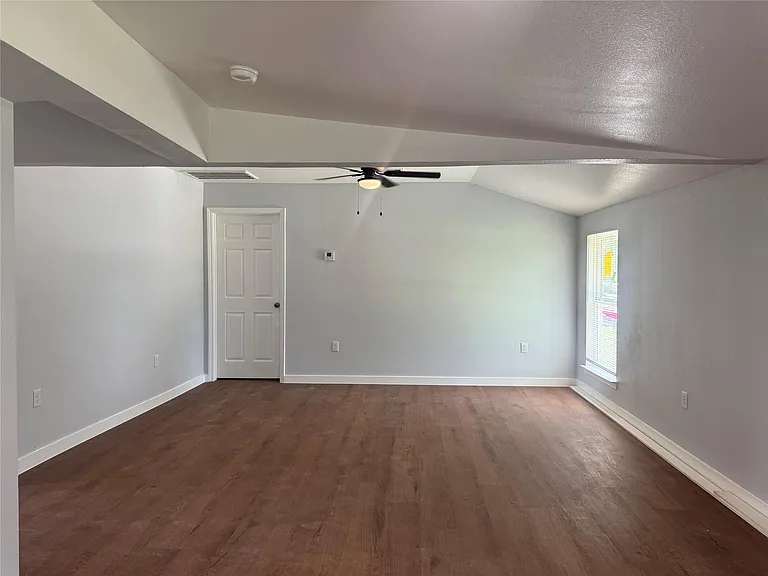 10437 Barnham St — Photo 3