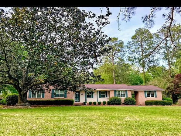 59 Walnut St, Mc Rae Helena, GA 31055