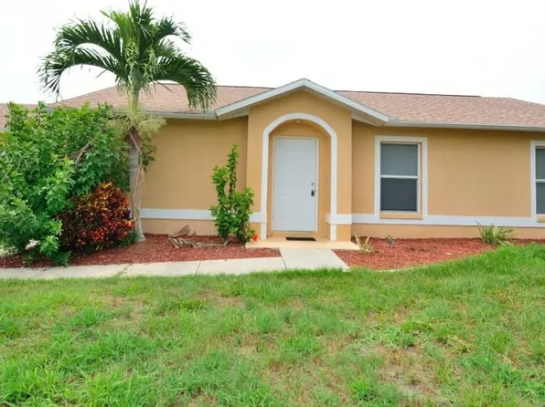 907 NE 10th Ter, Cape Coral, FL 33909