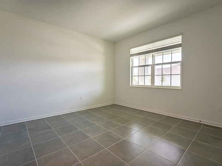 1167 Tyler Loop #1 — Photo 6