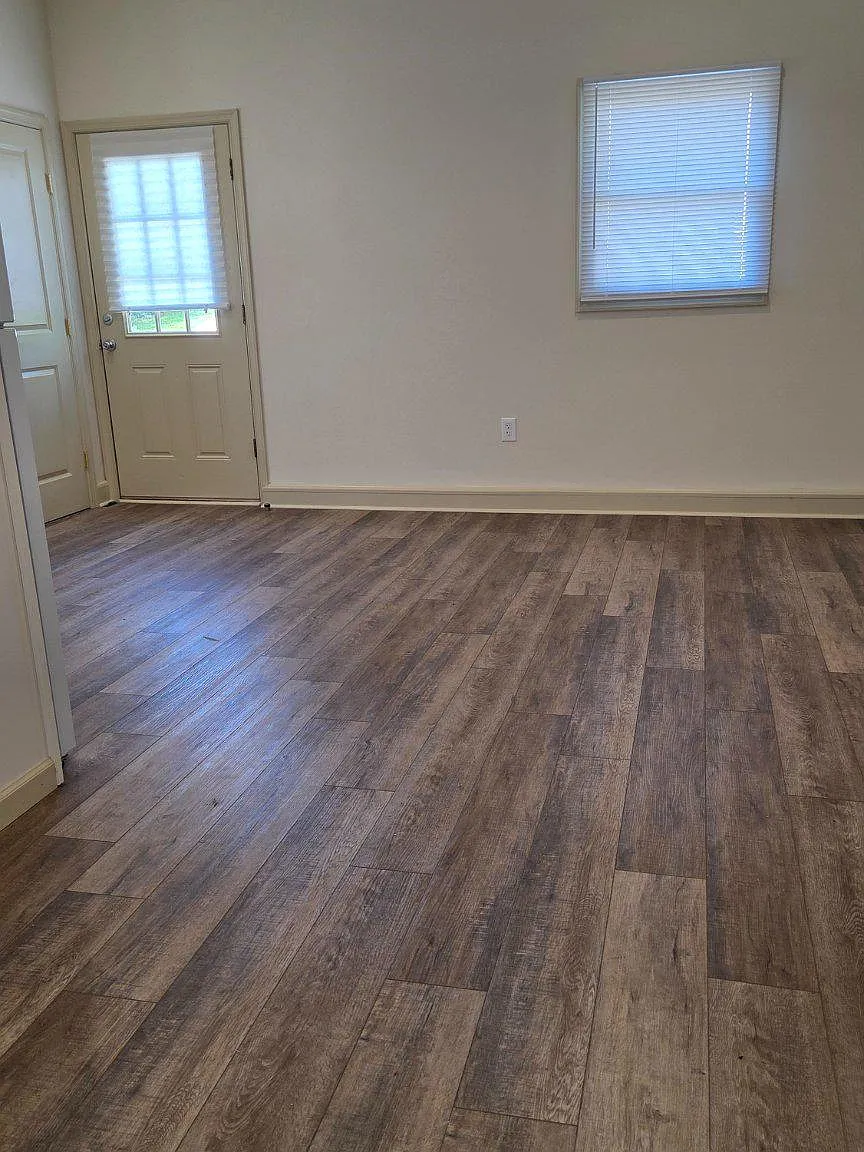 3 bed, 1.5 bath, 1728 sqft, $2,250 — Photo 4