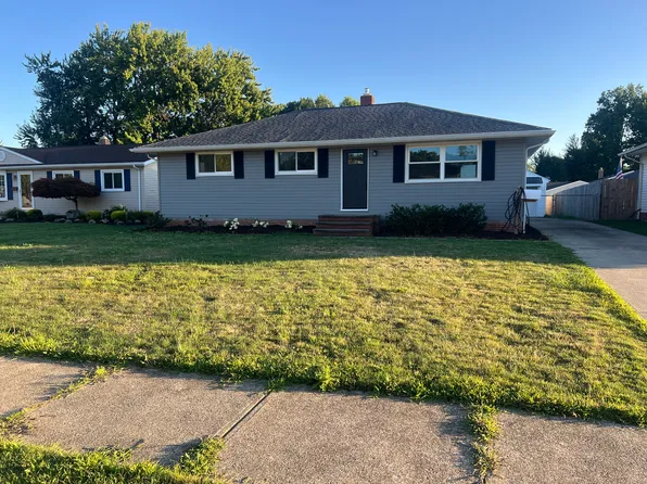 35477 Hobbie Dr, Eastlake, OH 44095