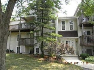 1217 W River Rd N, Elyria, OH 44035