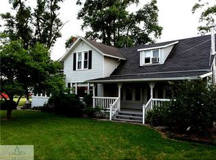 8103 N Grove Rd, Saint Johns, MI 48879