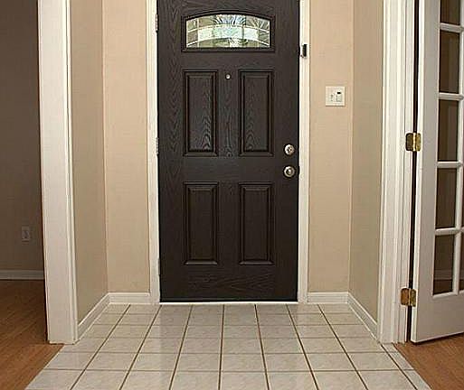 4th image of 3904 Oakwood Dr