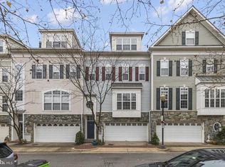 5056 Minda Ct, Alexandria, VA 22304