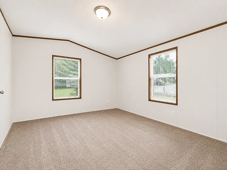 211 N Boyd Dr — Photo 17
