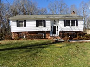 2307 Dover Pl, High Point, NC 27265