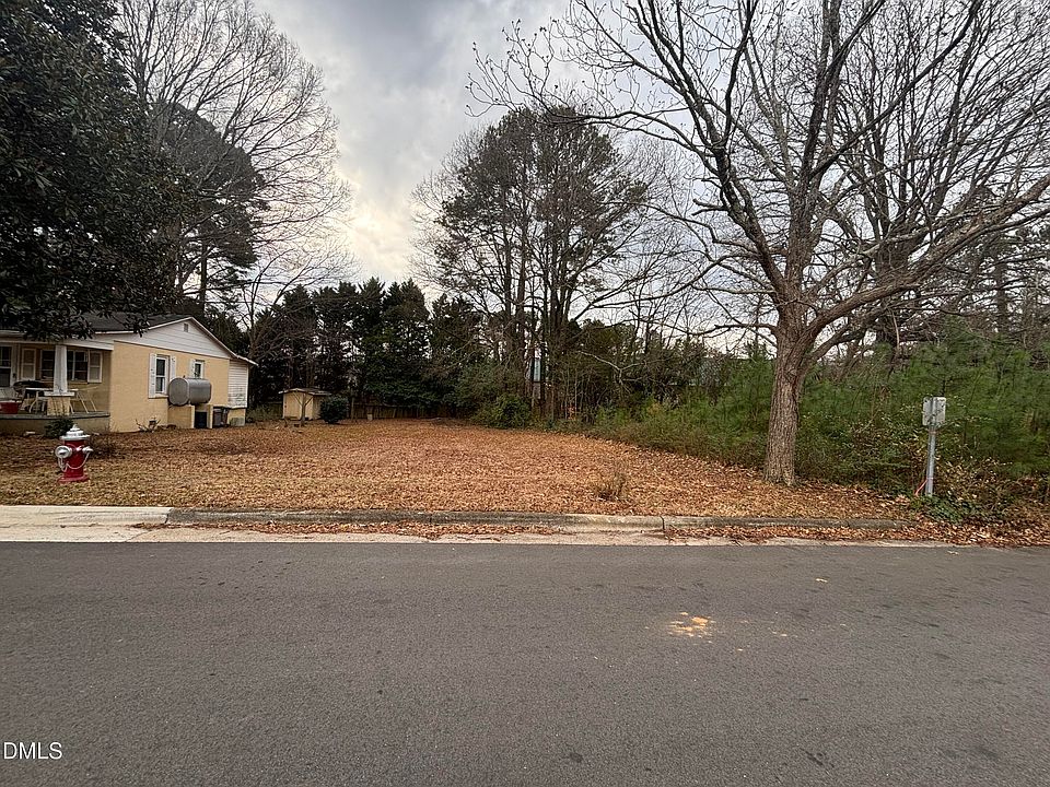 2nd image of 120 Boyd St Lot 3