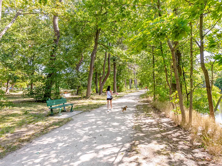 Take a stroll along the Charles River Path, right across the street.