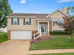 2828 Fox Run Rdg, Arnold, MO 63010