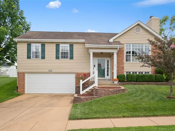 2828 Fox Run Rdg, Arnold, MO 63010